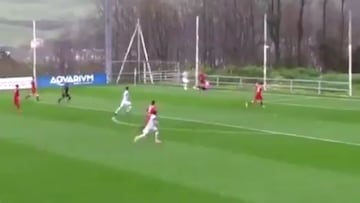 Sólo un gol hizo sombra a Lamela este domingo y fue en Tercera: barbaridad del delantero de moda