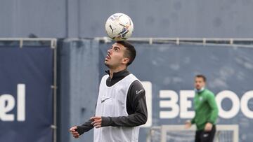 Joaqu&ntilde;in Mu&ntilde;oz en un entrenamiento del M&aacute;laga.