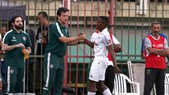 Jhon Arias durante un partido con Fluminense por el Brasileirao.