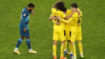Soccer Football - Champions League - Group F - Zenit Saint Petersburg v Borussia Dortmund - Gazprom Arena, Saint Petersburg, Russia - December 8, 2020 Borussia Dortmund's Axel Witsel celebrates scoring their second goal with teammates REUTERS/Anton V