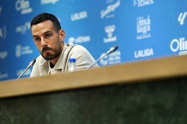Manu Molina dice adi¨®s al M¨¢laga: ¡°Creo que he dado el nivel para seguir¡±