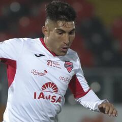 El goleador que la U dejó libre y que hoy despunta en la B con Ñublense