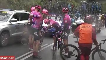 La reacci&oacute;n de Daniel Mart&iacute;nez tras su ca&iacute;da en La Vuelta