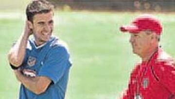 Gabi mantuvo una larga charla con Aguirre durante la sesión.