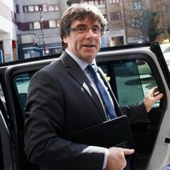 Puigdemont da un paso a un lado en Junts