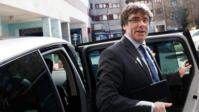 Confusión, drones que fallaron… Los errores de los Mossos que propiciaron la huida de Puigdemont