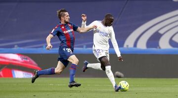 1-0. Ferland Mendy marca el primer gol.