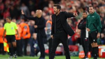 Simeone durante el partido de Champions ante el Liverpool.