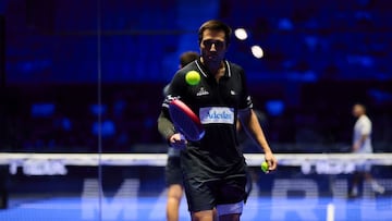 Un Belasteguín se prepara para su último saque en Madrid.