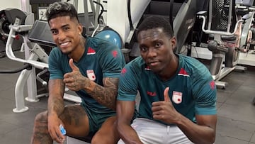 Harold Santiago Mosquera y Yilmar Velásquez, jugadores de Independiente Santa Fe