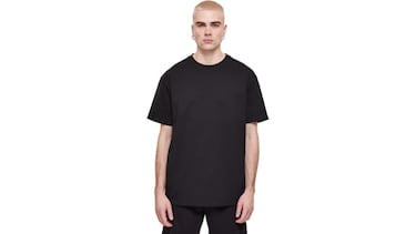 ‘Oversize’, de algodón y en 22 colores: esta camiseta de manga corta es perfecta para vestir en primavera