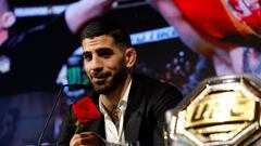 El luchador hispano-georgiano Ilia Topuria, a su regreso a España tras proclamarse campeón del mundo del peso pluma de la UFC