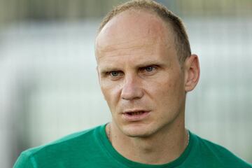 El delantero esloveno jugó por todo el mundo e incluso fue internacional con su selección disputando la Eurocopa del 2000. Fue catalogado como Jagoda (Fresa) porque en su región crece dicha fruta.