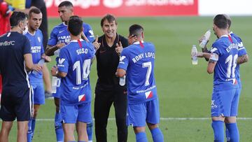 Lopetegui, en una pausa. 