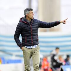 Imanol habla con su plantilla durante quince minutos al final del entrenamiento