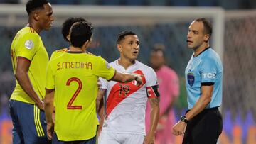 Ostojich Esteban, el árbitro de Perú vs. Colombia