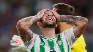 Sevilla, 20/08/2023.- El delantero del Betis Aitor Ruibal durante el partido de liga que disputan este domingo el Real Betis y el Atlético de Madrid en el estadio Benito Villamarín de Sevilla. EFE/José Manuel Vidal
