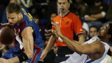 <strong>TRIUNFO AZULGRANA.</strong> El Barcelona pasó por encima del Real Madrid y se coloca líder de su grupo. Ahora depende de sí mismo.