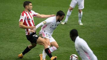 Óscar de Marcos ante el Real Madrid.