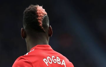 Manchester United's French midfielder Paul Pogba