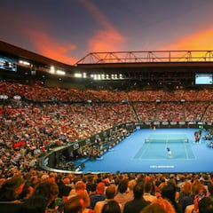 Australian Open could be postponed to March or April