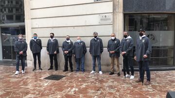 Las leyendas del Valencia celebran el 102 cumpleaños con una marcha cívica