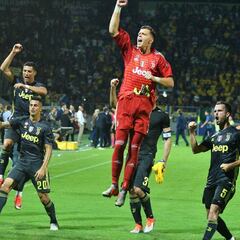 Cuadrado juega 69 minutos en la sufrida victoria de Juventus