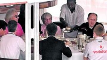 <b>EN EL YATE. </b>La posibilidad de inscribirse de manera condicional se gestó en el 'Force Blue' de Flavio.