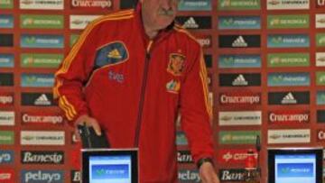 SELECCION ESPA&Ntilde;OLA ESPA&Ntilde;A EUROCOPA 2012 CONCENTRACION   en schruns austria
 RUEDA DE PRENSA DE VICENTE DEL BOSQUE 