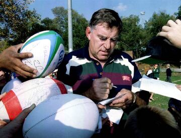 Colin Meads pictured signing autographs for school children during the All Blacks visit to Wanderers Stadium, Johannesburg, 1995.