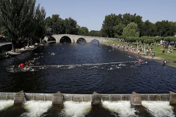 El Tri Cross Navaluenga refrescó el inicio del verano