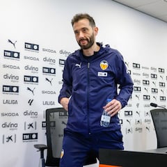 Corberán: “Siento que la afición del Valencia no nos va a abandonar”