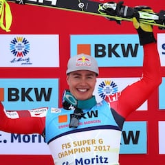 El canadiense Erik Guay da la sorpresa en el supergigante