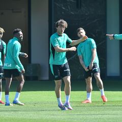 Sancet, única ausencia en la preparación de la cita ante el United