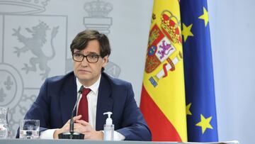 El ministro de Sanidad, Salvador Illa en rueda de prensa tras la Reuni&oacute;n del Comit&eacute; de seguimiento del coronavirus en el Complejo de la Moncloa, en Madrid, a 8 de enero de 2021. Ayer, 7 de enero, Espa&ntilde;a super&oacute; los dos millones 