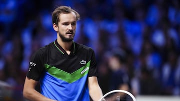 Russia's Daniil Medvedev reacts as he plays against Greece's Stefanos Tsitsipas during their semi-final men's singles match of the Erste Bank Open tennis tournament in Vienna on October 28, 2023. (Photo by Eva MANHART / APA / AFP) / Austria OUT