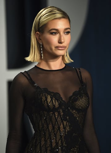 Hailey Bieber.