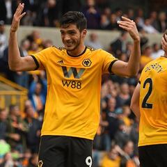 Raúl Jiménez ha participado en 15 partidos con gol o asistencia