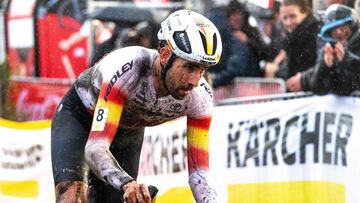 Spanish rider Felipe Orts Lloret competes during the men's elite "Jaarmarktcross" cyclocross race, race 3/8 of the Superprestige competition, in Niel, on November 11, 2024. (Photo by WARD VANDAEL / Belga / AFP) / Belgium OUT