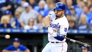 Eric Hosmer jugaría con los San Diego Padres la próxima temporada