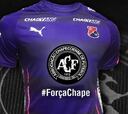 Medellín y la camiseta del homenaje a Chapecoense
