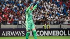 Armani sigue siendo decisivo