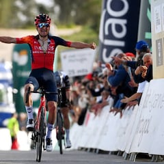 Pidcock impone su punta de velocidad en Malhao y es nuevo líder en Algarve