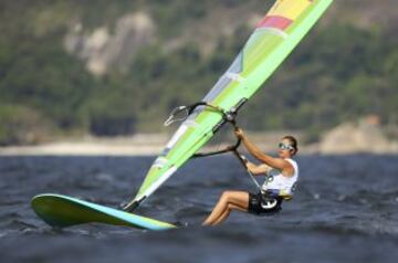 Marina Alabau se reencontró con su mejor versión y voló hacia las medallas. Por su parte, el 470 español acabó en el Top10.