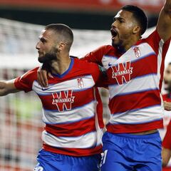 Duarte da al Granada la victoria y sigue en Champions