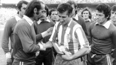 Calleja en el Atl&eacute;tico de Madrid-Independiente de Avellaneda, su partido homenaje en el Atl&eacute;tico. 