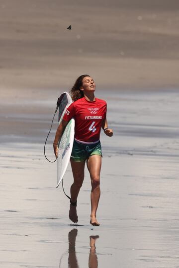 La tambin australiana Sally Fitzgibbons, actual nmero 3 del mundo en el ranking de la WSL, se la jugar en tercera ronda con la francesa Pauline Ado.