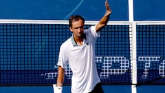 Medvedev earns redemption as he advances to Cincy semi-finals