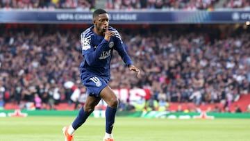 Con una tempranera anotación de Dembélé, el PSG se impone al Arsenal en la ida de semifinales de Champions League. Ahora todo se define el próximo miércoles en Francia.