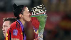 Spain's midfielder #10 Jennifer Hermoso kisses the trophee during the podium ceremony after the UEFA Women's Nations League final football match between Spain and France at the La Cartuja stadium in Seville, on February 28, 2024. (Photo by FRANCK FIFE / AFP)